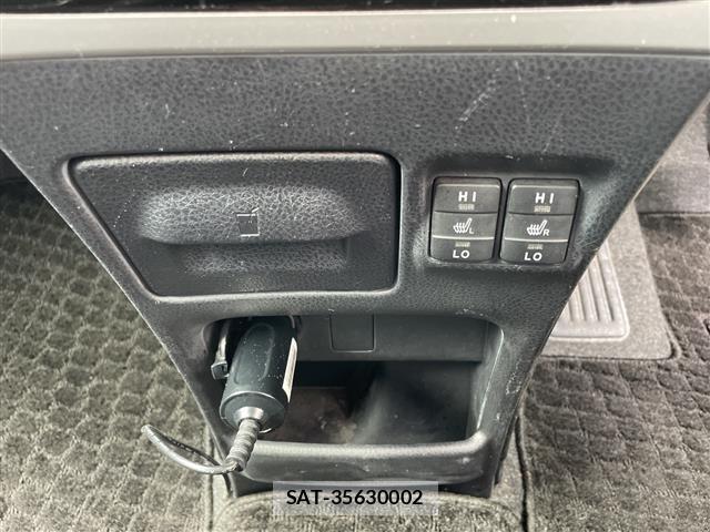 Toyota ESQUIRE 2015 8908817-5