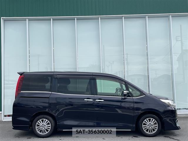 Toyota ESQUIRE 2015 8908817-6