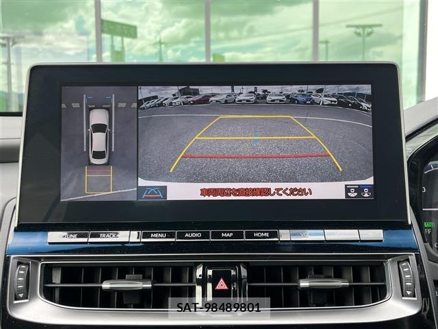 Toyota CROWN 2021 8680550-16