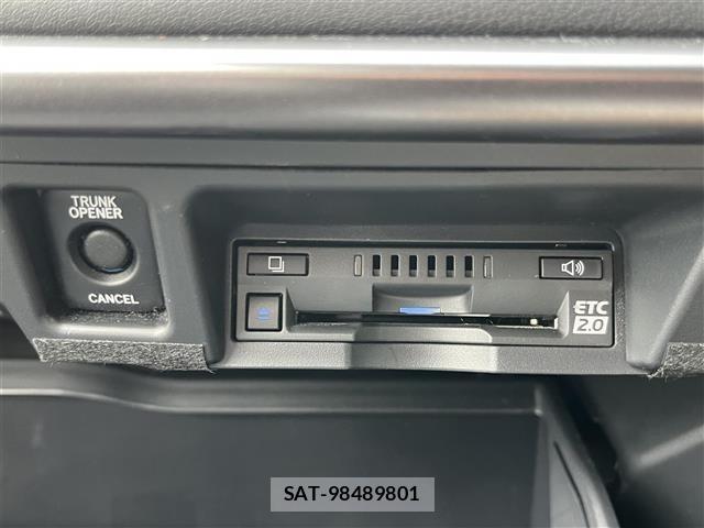 Toyota CROWN 2021 8680550-18