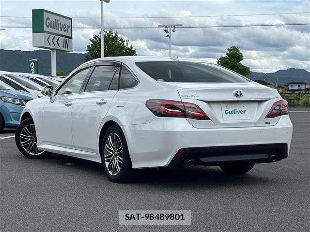 Toyota CROWN 2021 8680550-4