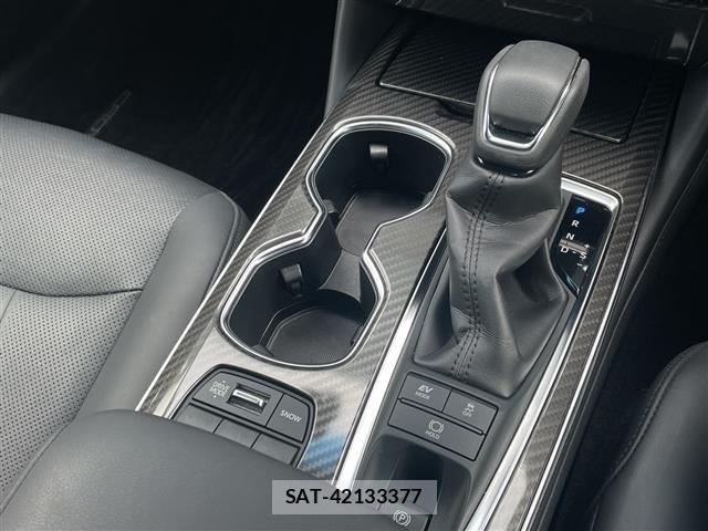 Toyota CROWN 2022 8937645-1