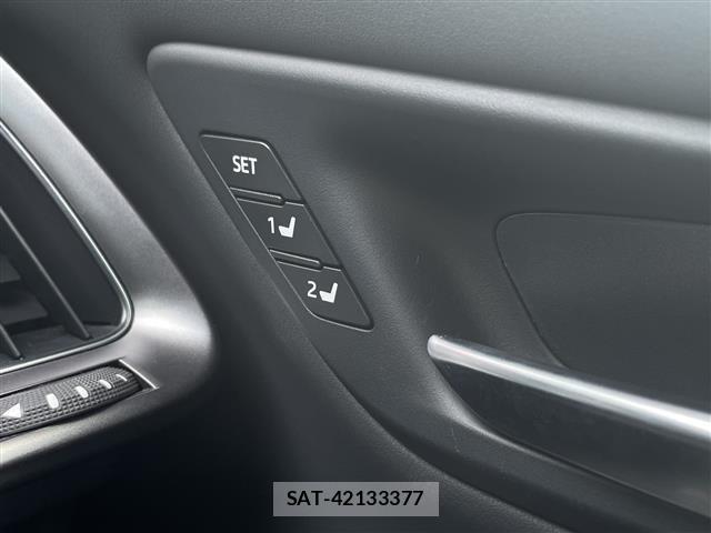 Toyota CROWN 2022 8937645-12