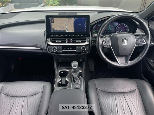 Toyota CROWN 2022 8937645-14