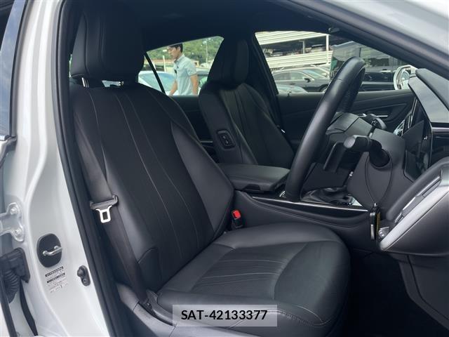 Toyota CROWN 2022 8937645-6
