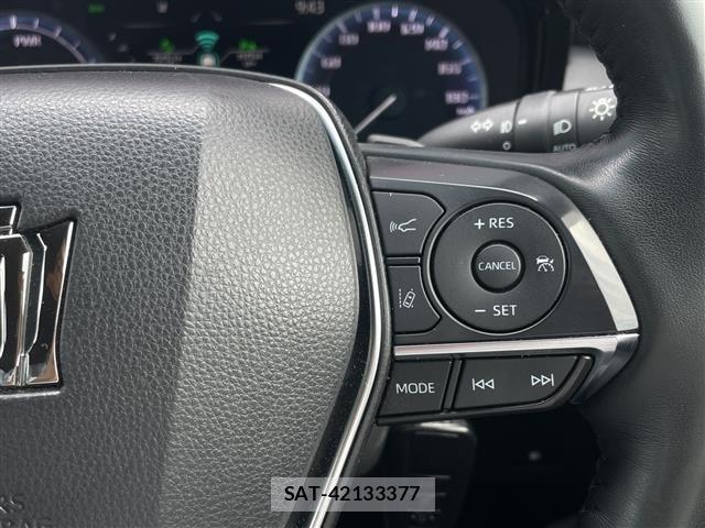 Toyota CROWN 2022 8937645-9