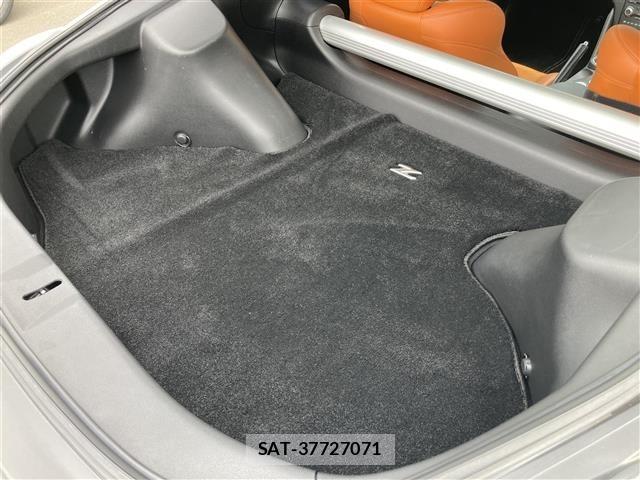 Nissan FAIRLADY Z 2009 8693637-29