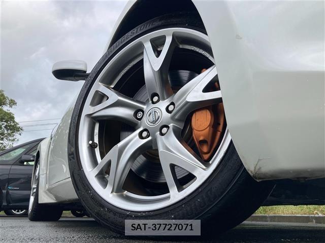 Nissan FAIRLADY Z 2009 8693637-39