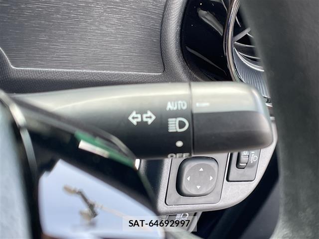 Toyota AQUA 2019 8705686-12