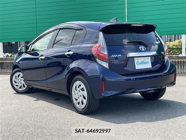 Toyota AQUA 2019 8705686-13