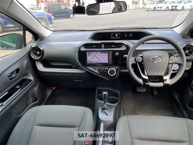 Toyota AQUA 2019 8705686-14