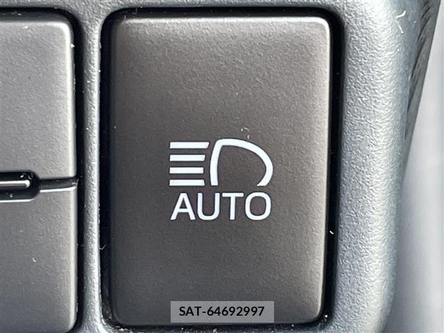 Toyota AQUA 2019 8705686-3