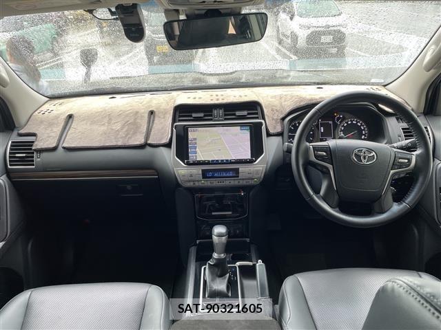 Toyota LAND CRUISER PRADO 2023 8907398-15
