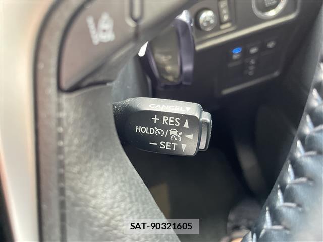 Toyota LAND CRUISER PRADO 2023 8907398-5