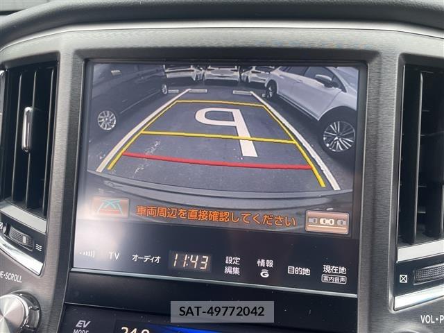 Toyota CROWN 2015 8937647-17