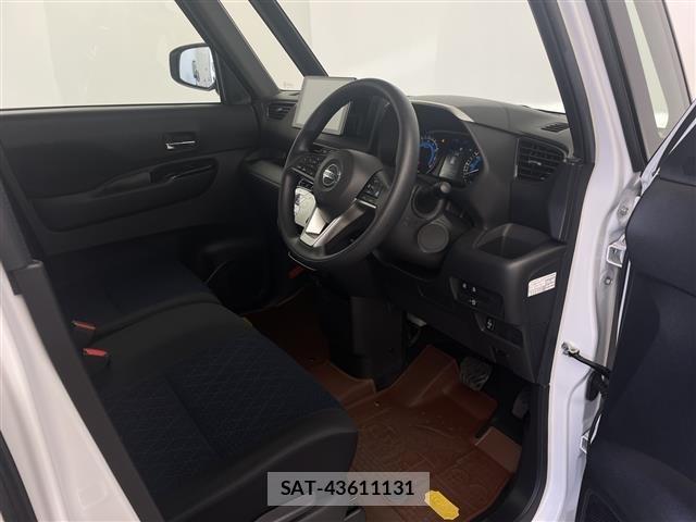 Nissan ROOX 2023 8687531-2