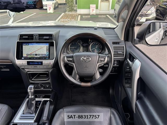 Toyota LAND CRUISER PRADO 2022 8907399-8
