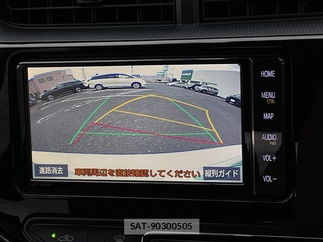 Toyota AQUA 2018 8705688-15