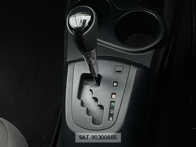 Toyota AQUA 2018 8705688-7