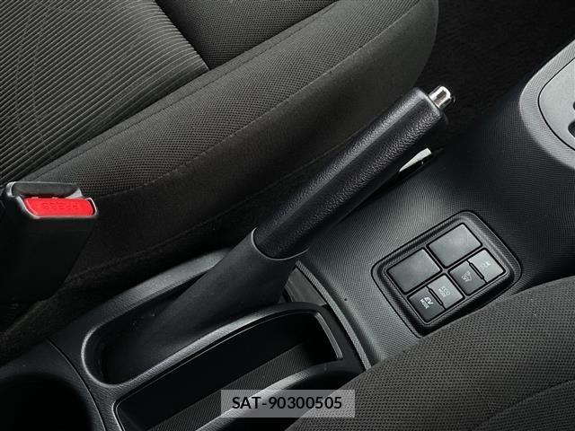 Toyota AQUA 2018 8705688-9