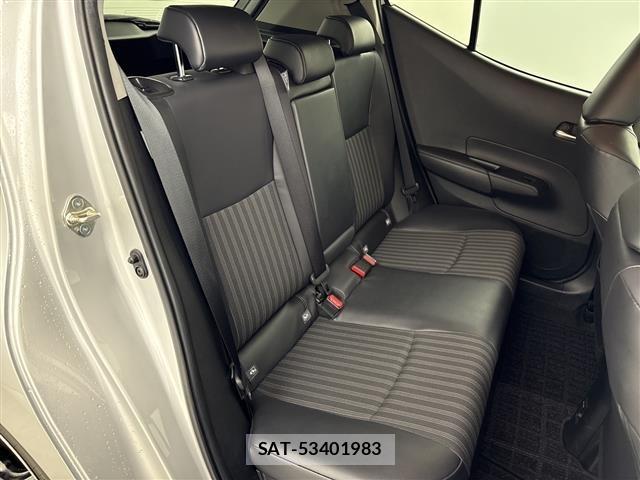 Toyota AQUA 2023 8948452-10