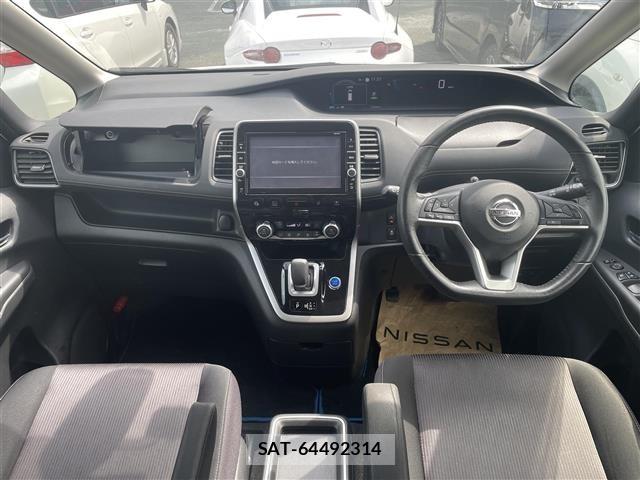 Nissan SERENA 2018 8927067-2