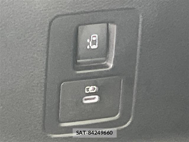Nissan SERENA 2025 8927068-22