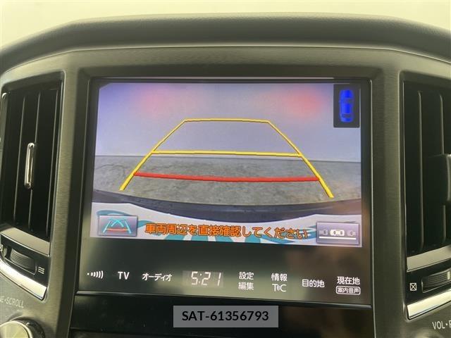 Toyota CROWN 2017 8937648-15
