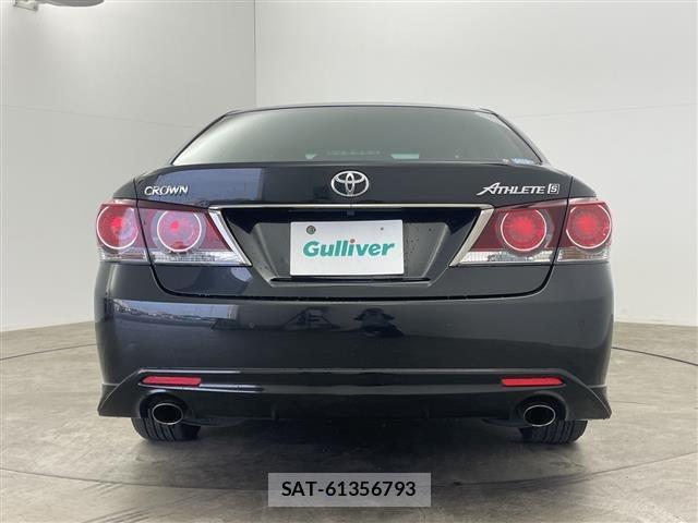 Toyota CROWN 2017 8937648-2