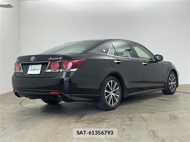 Toyota CROWN 2017 8937648-6
