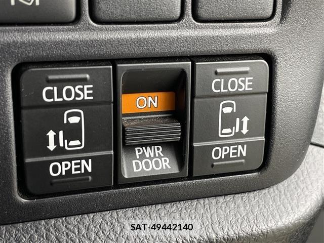Toyota ESQUIRE 2019 8692638-2