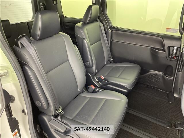 Toyota ESQUIRE 2019 8692638-7