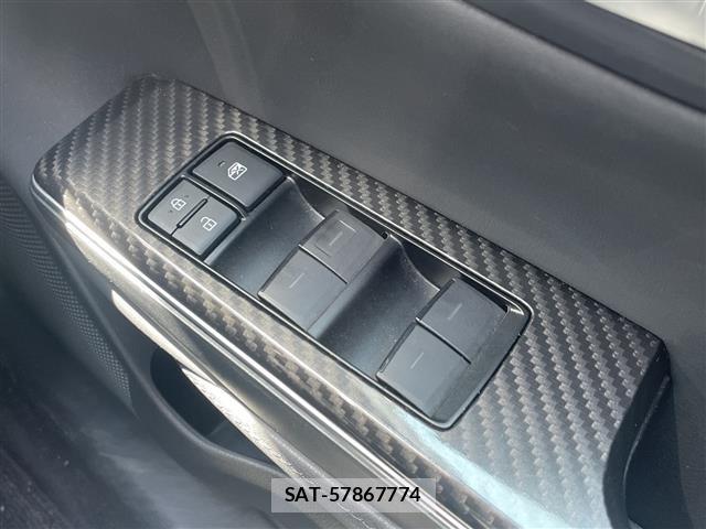 Toyota CROWN 2021 8680556-2