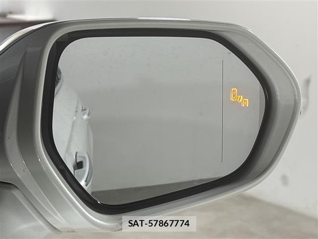 Toyota CROWN 2021 8680556-6