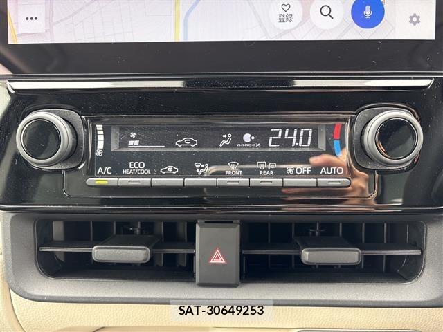 Toyota SIENTA 2024 8671643-1