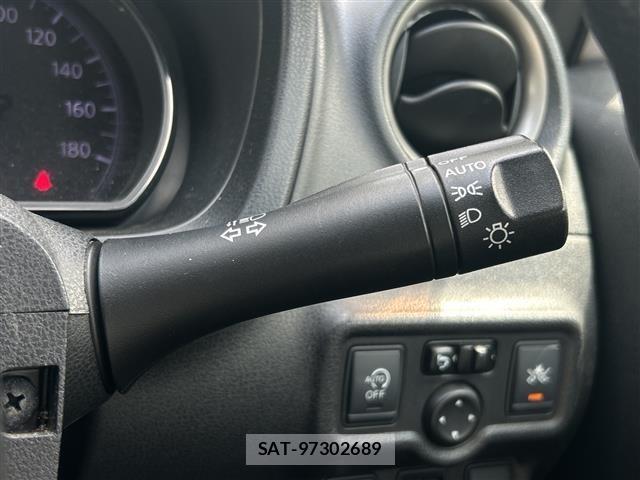 Nissan NOTE 2015 8912670-1