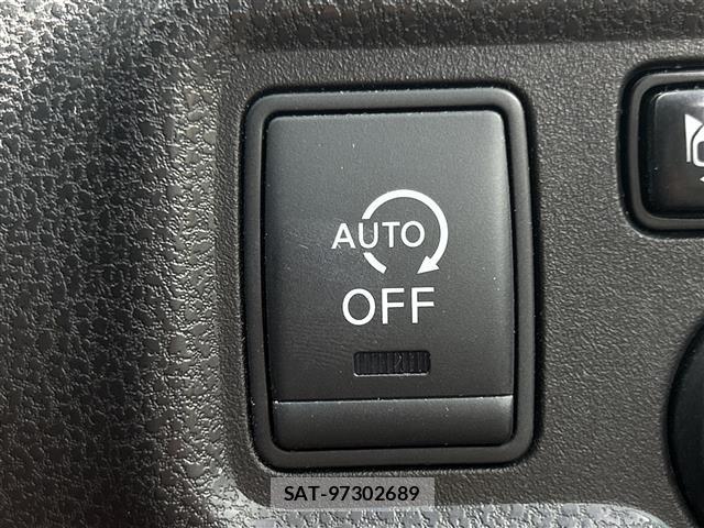 Nissan NOTE 2015 8912670-10