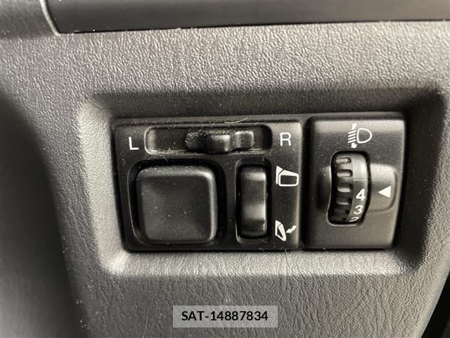 Suzuki JIMNY SIERRA 2016 8917471-3