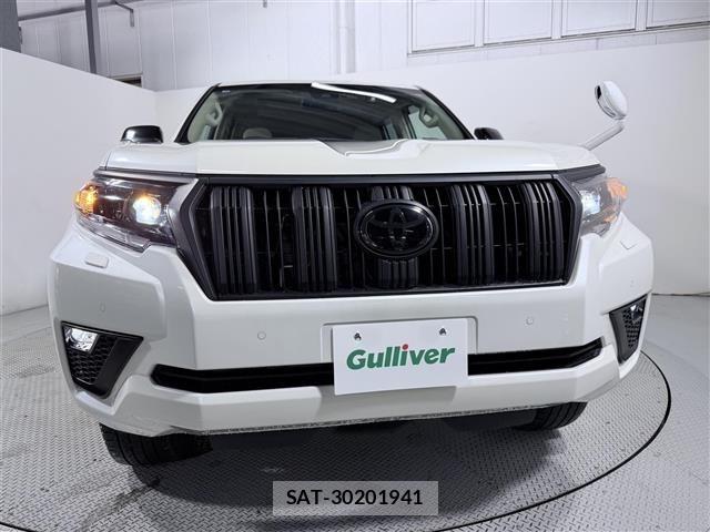 Toyota LAND CRUISER PRADO 2022 8907410-10