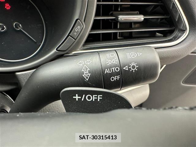 Mazda CX-30 2023 8930606-23