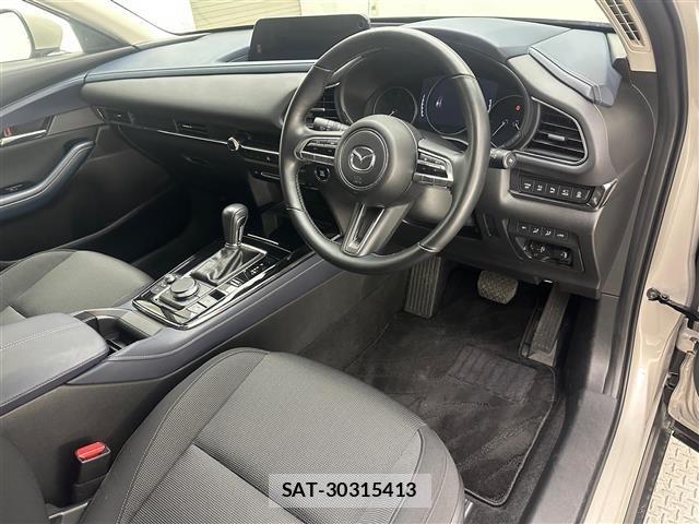 Mazda CX-30 2023 8930606-6