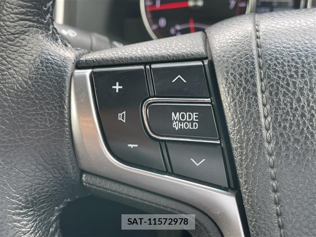 Toyota CROWN 2013 8680557-8