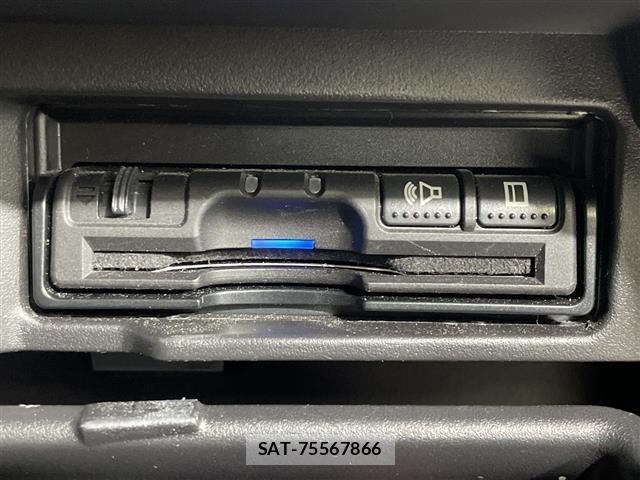 Nissan SERENA 2017 8927107-11