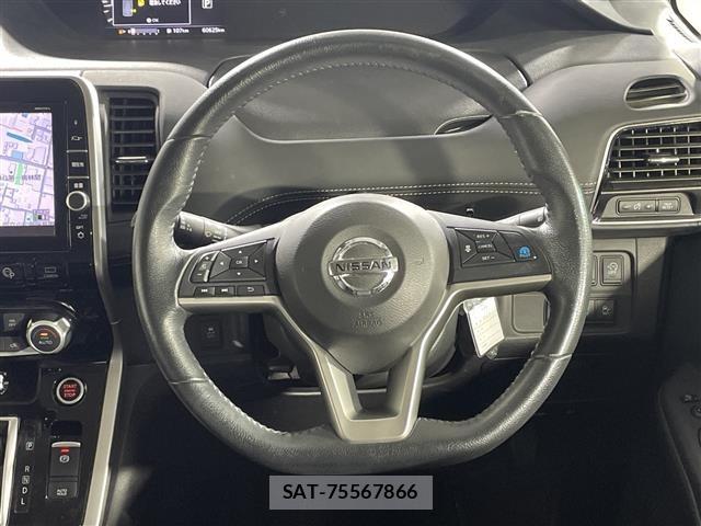 Nissan SERENA 2017 8927107-12