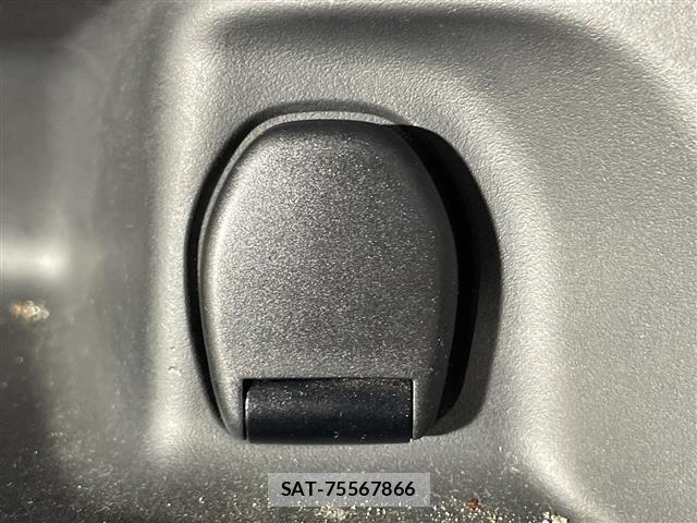 Nissan SERENA 2017 8927107-2