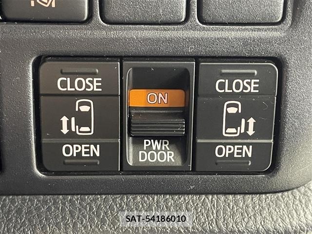 Toyota ESQUIRE 2020 8908818-1