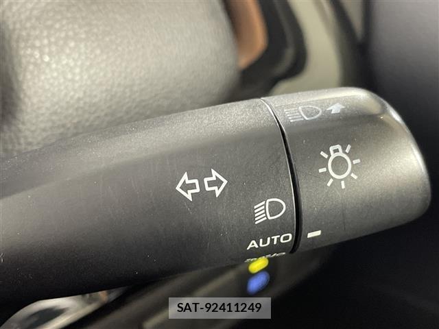 Toyota AQUA 2022 8705691-12
