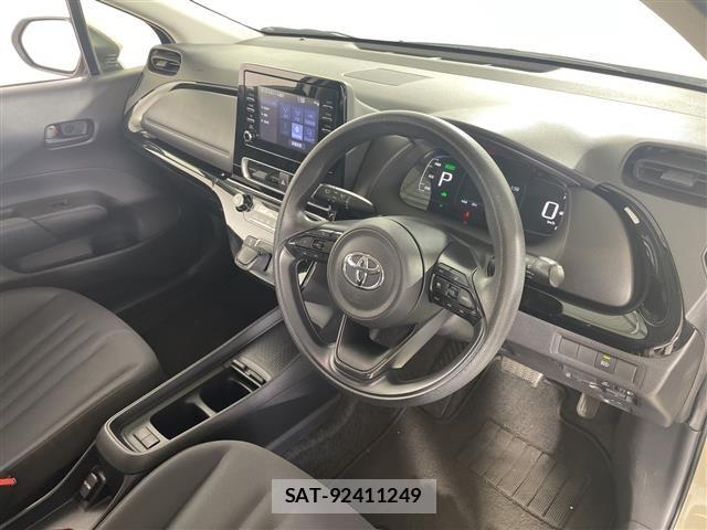 Toyota AQUA 2022 8705691-4