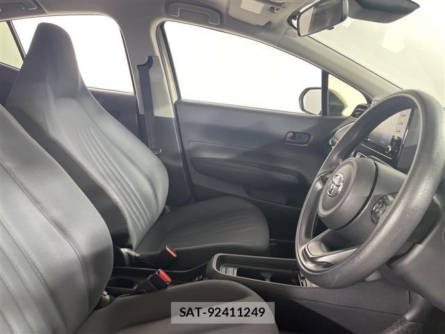 Toyota AQUA 2022 8705691-6