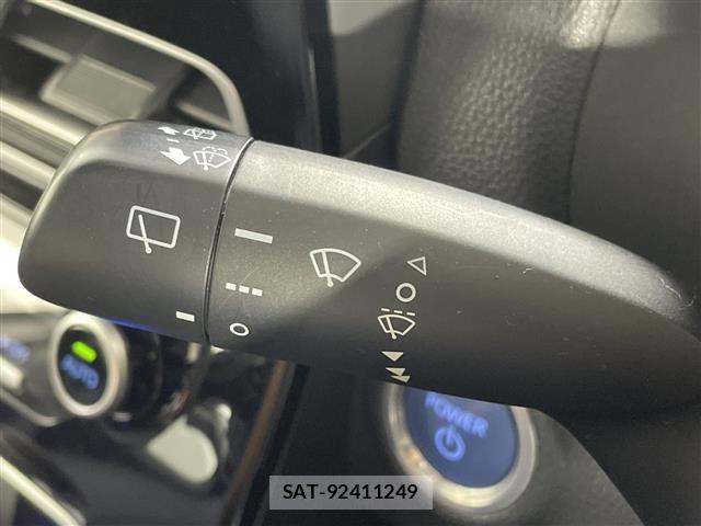 Toyota AQUA 2022 8705691-8